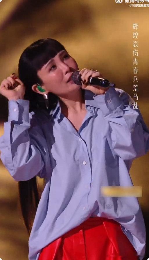 魏如萱感谢林宥嘉歌手2026从迷茫到重拾自信，舞台上发光的样子真的太美好了。 