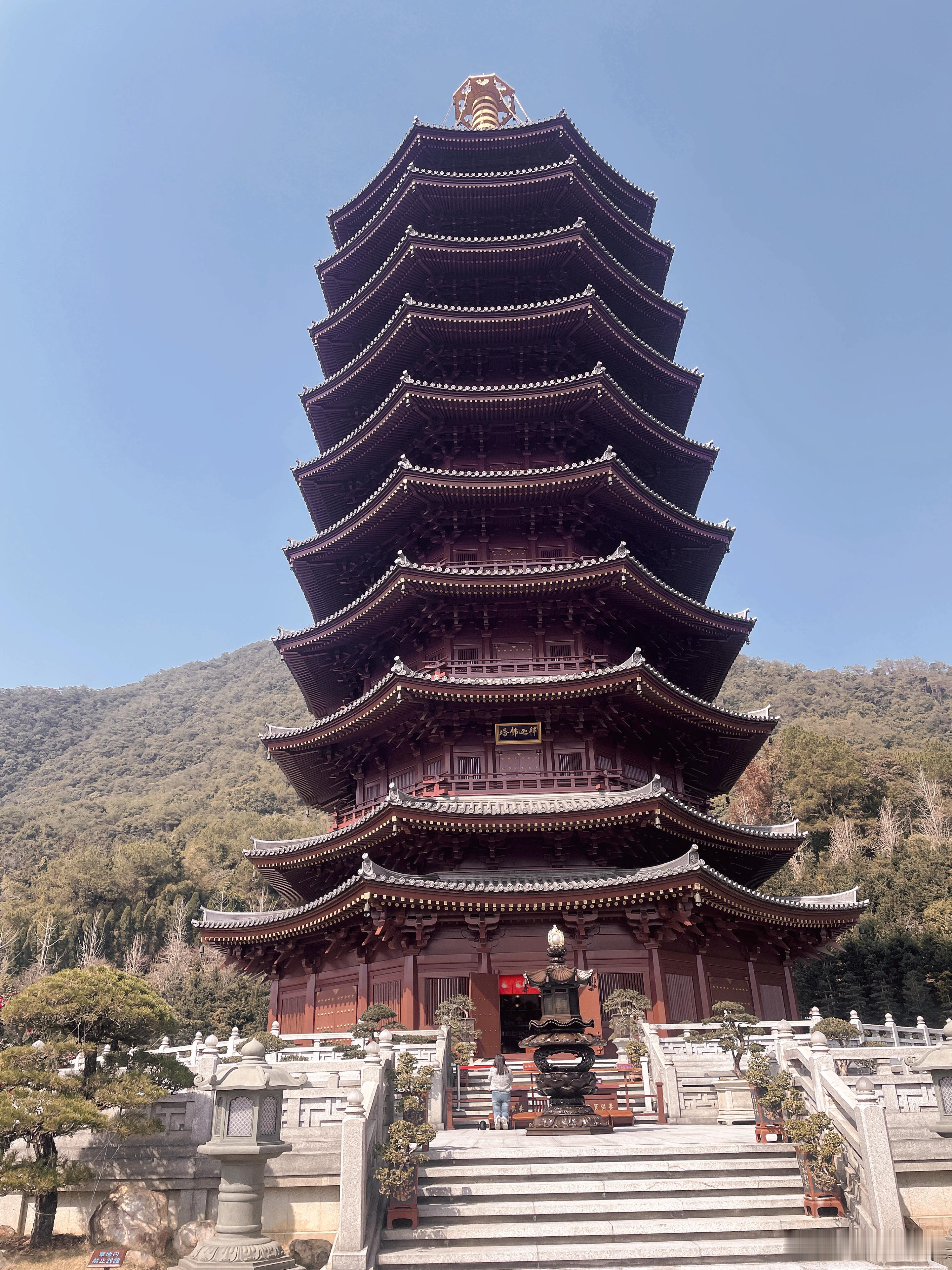 尽管2024有着诸多的艰难与不易，更多的可能还是“无奈”…展望2025，正如李兄