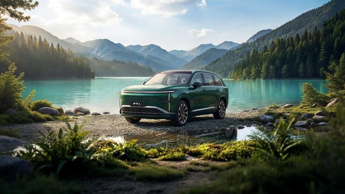 星光L核心产品力解读

星光L定位10万级唯一大六座长续航插混SUV,专门面向心