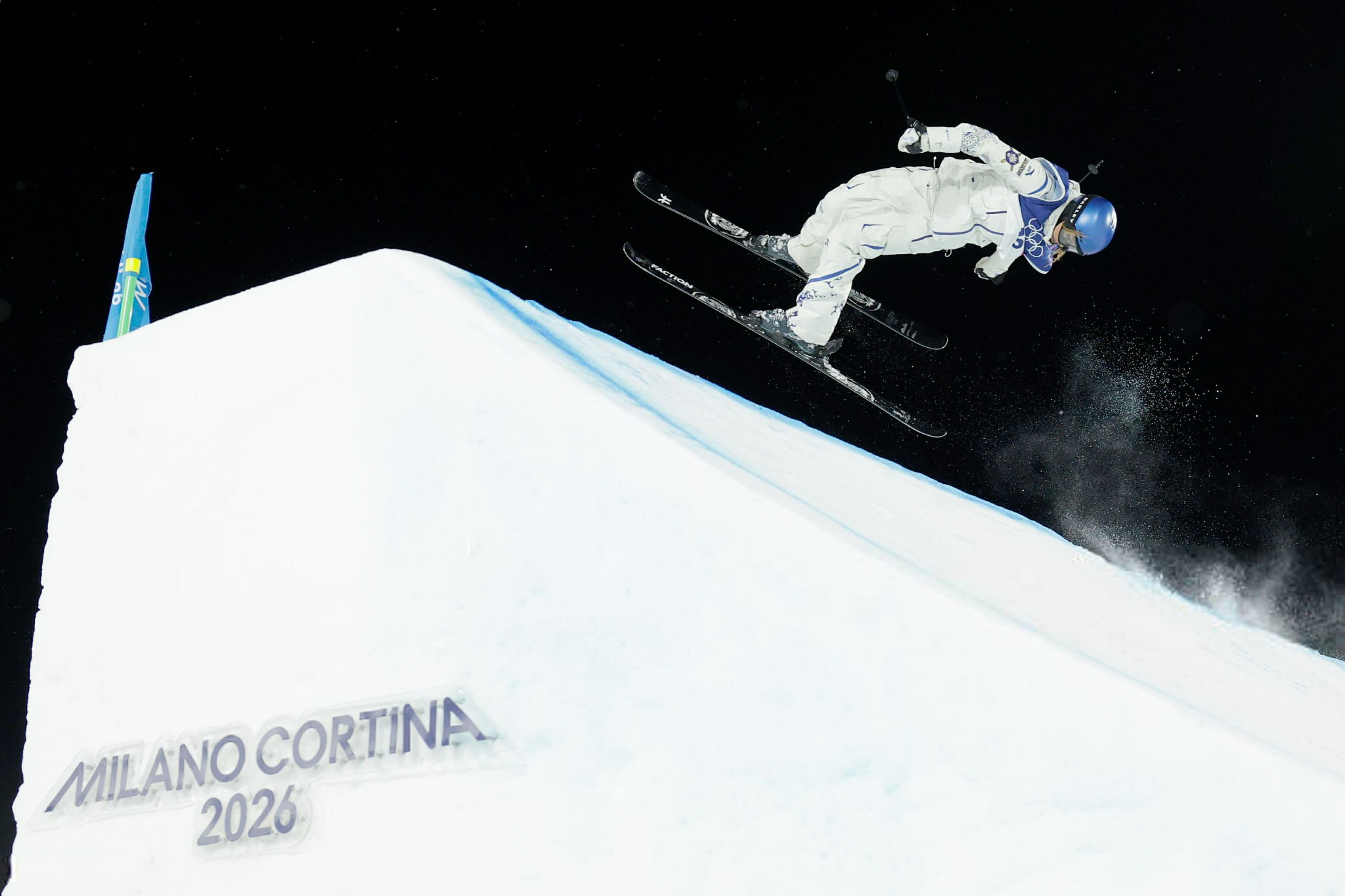 谷爱凌大跳台银牌撒花~~米兰冬奥会自由式滑雪女子大跳台决赛结束，卫冕冠军谷爱凌以