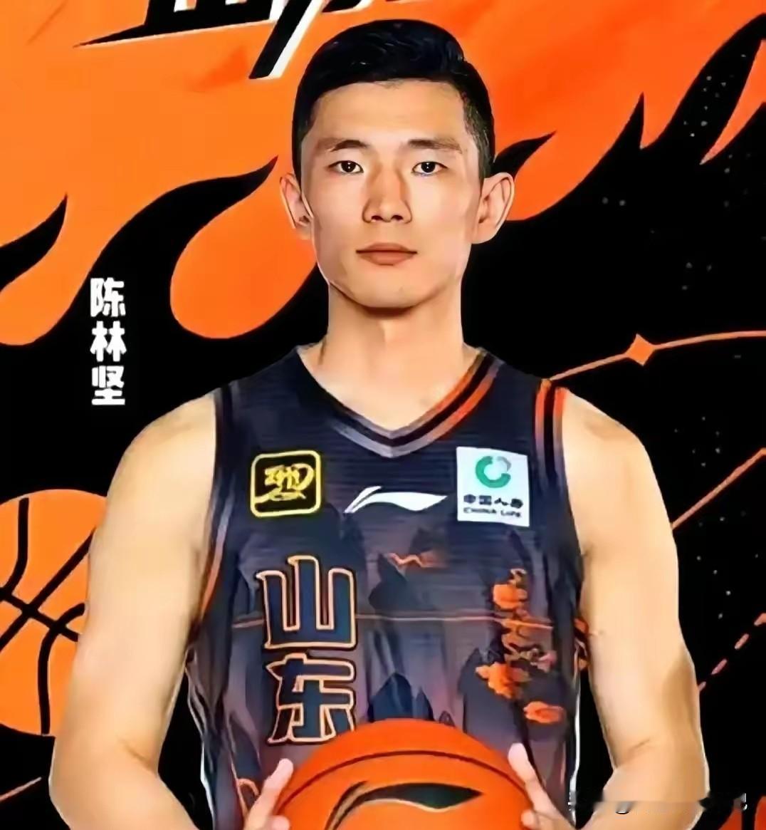 89-88，凭借陈林坚最后命中的三分，山东1分险胜浙江紧急四强，尽管最后时刻约克