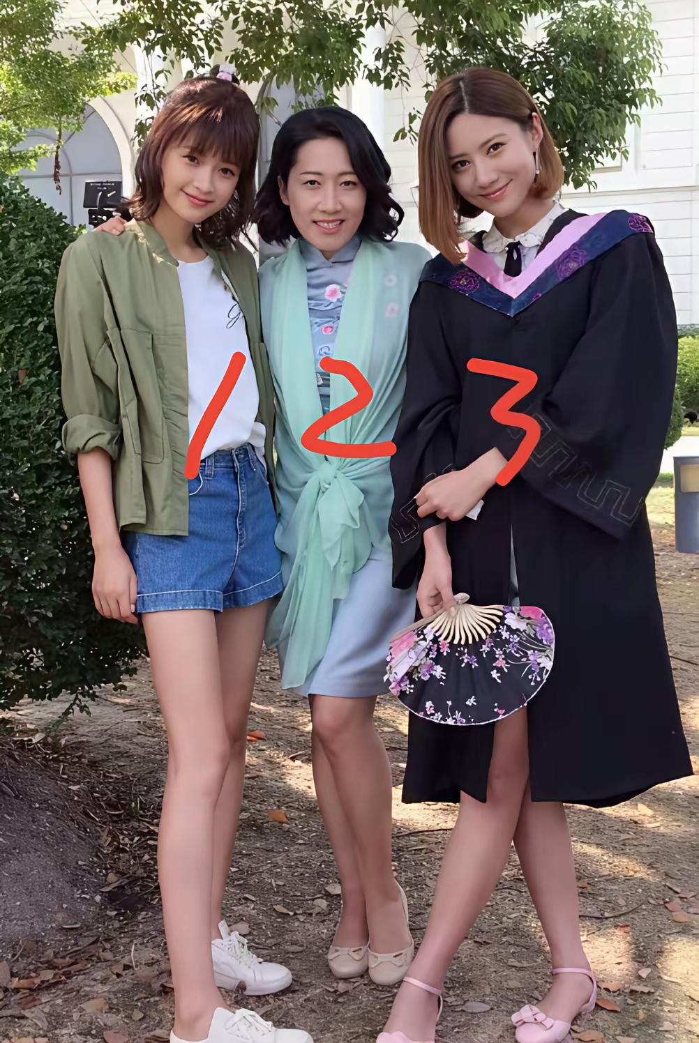 选个，喜欢那个带走，多个不行奥，除非她们自己同意！