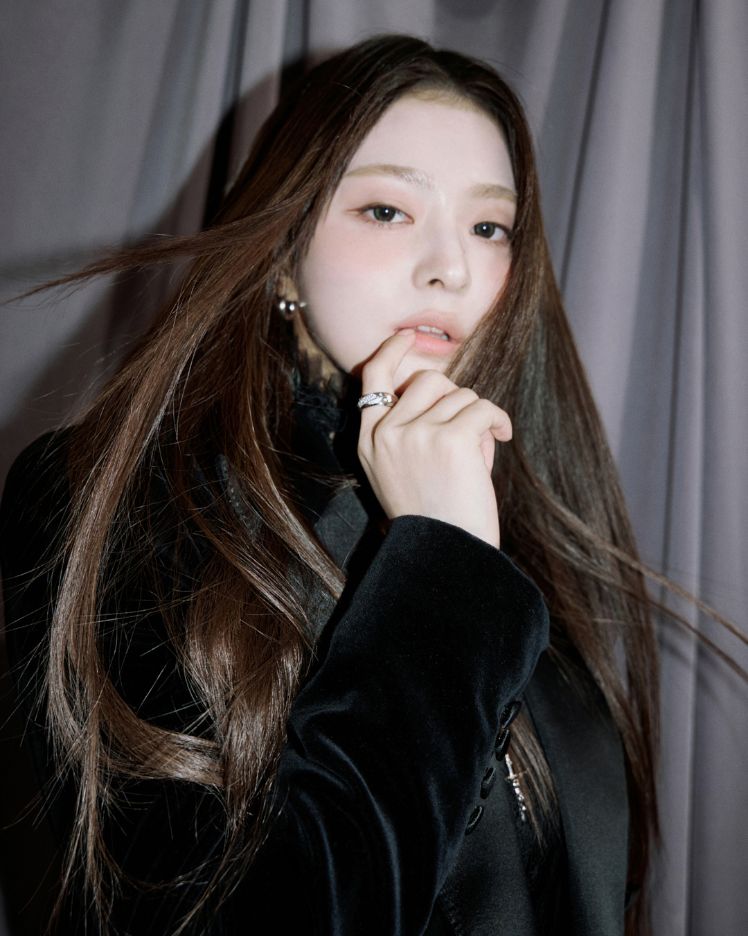 李娜炅[超话]🐣蜜桃笑颜李娜炅 [图片]250326 ASNDLABEL更新N