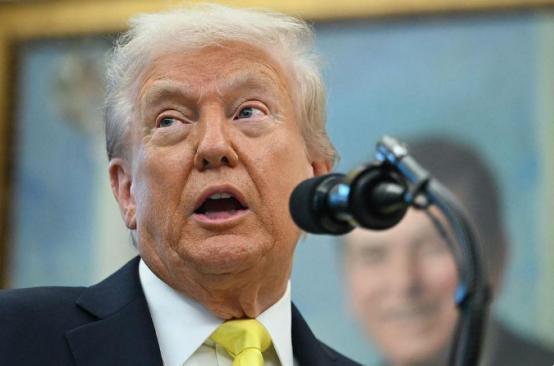 中国的船和油，美国全都要！24小时内，中委两国在安理会火力全开。
 
特朗普这回