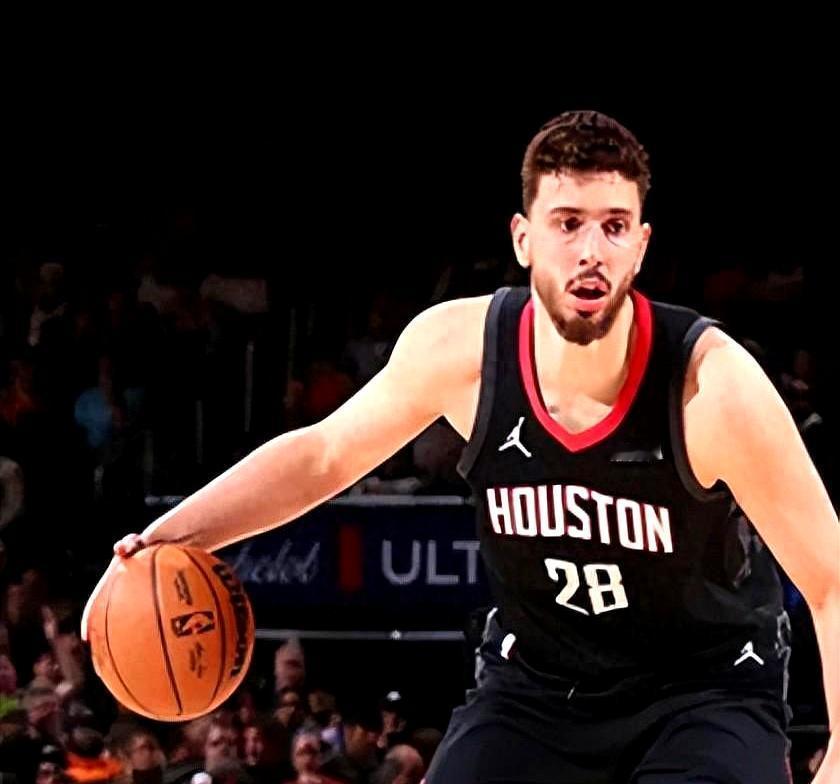 领先18分被翻盘，杜兰特14年神话在纽约麦迪逊花园当场破碎，赛后一句话点出了火箭