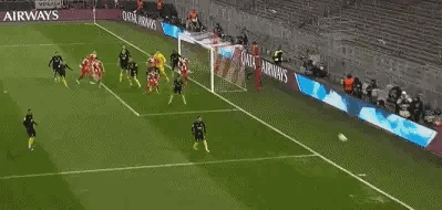 欧冠 提前晋级欧冠16强！拜仁2-0圣吉罗斯 凯恩梅开二度+失点拜仁2比0圣吉罗