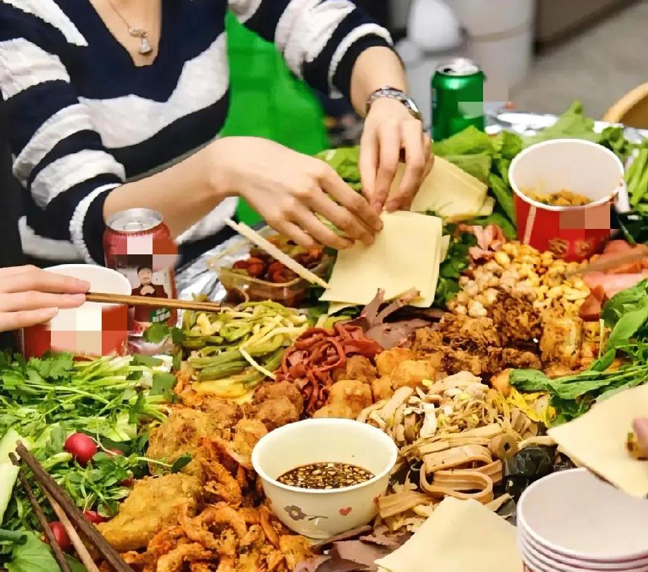 为什么现在的大肚子很多？原因在它！
一日三餐，年轻人最盼晚餐，既要吃好还要吃饱！