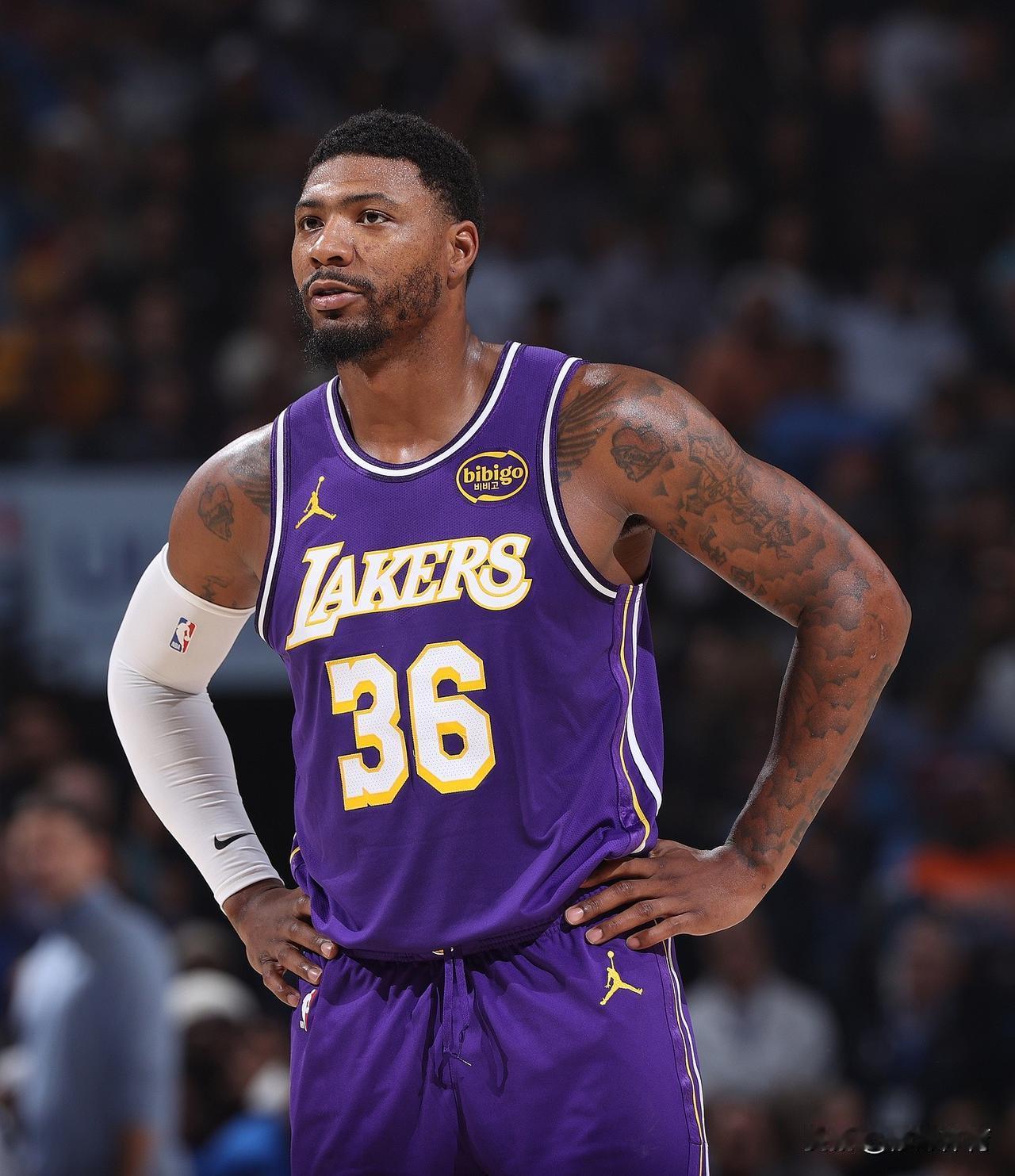 对比文森特，斯玛特的合同简直不要太香！

1，文森特——3年3300万美元合同加