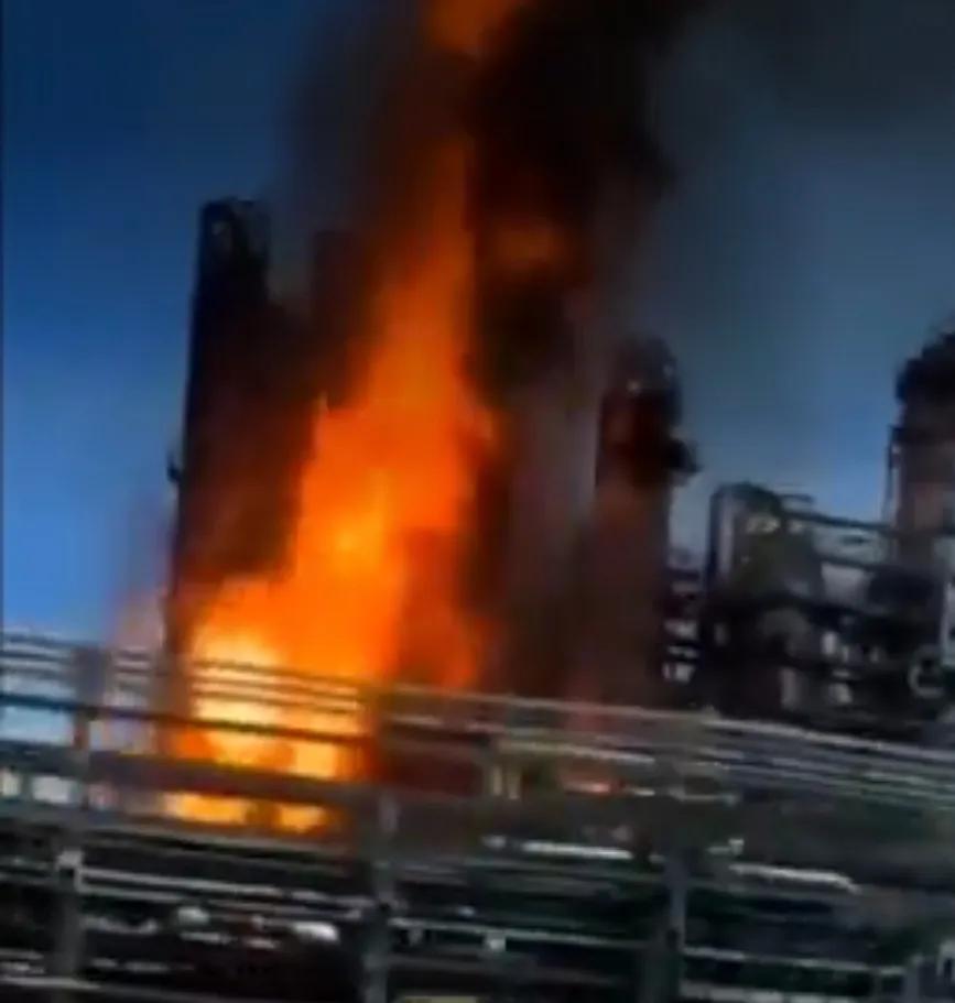 俄罗斯发出了俄乌冲突爆发以来最可怕的警告:俄军即将对乌克兰袭击莫斯科和圣彼得堡进