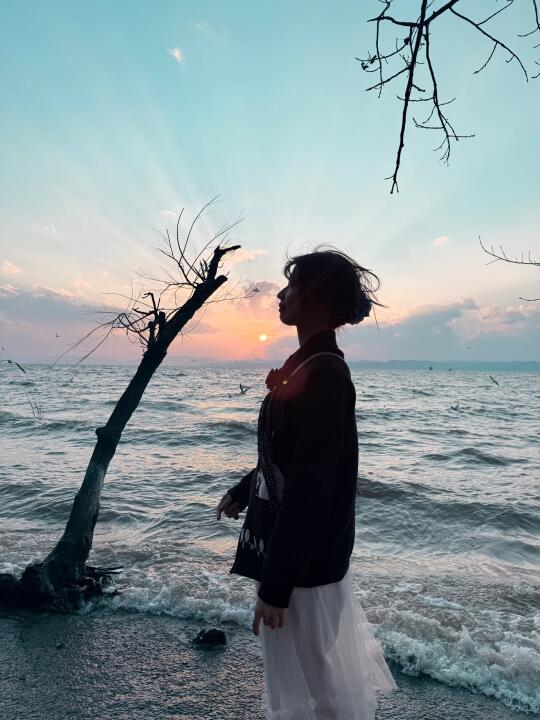 来昆明千万不要放过捞鱼河！