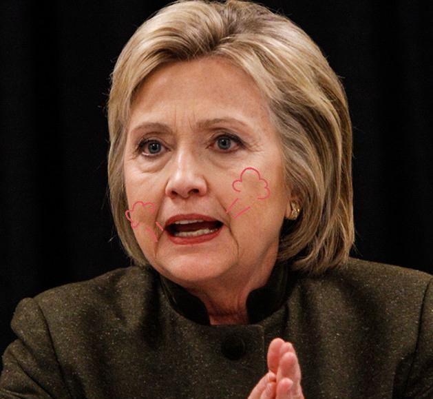 希拉里怒斥特朗普！当地时间11月21日，美国前国务卿希拉里在社交媒体发言中，怒指