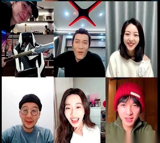 疯了吧。
60集，一口气全放出来？一集就两分钟？
我算了一下，刚好120分钟，一