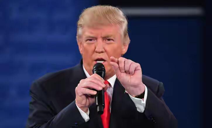 12月30日，海风猎猎，军旗飞扬，东部战区“正义使命-2025”围台军事演习正式