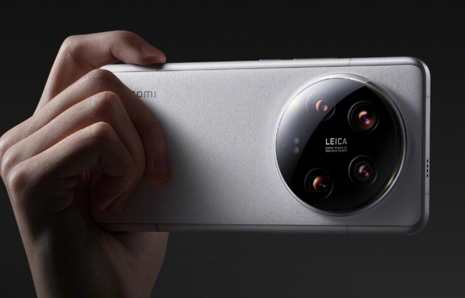 小米、华为、苹果，谁的高配置是真正的高端？
虽然小米在技术上确实很用心，但是在我