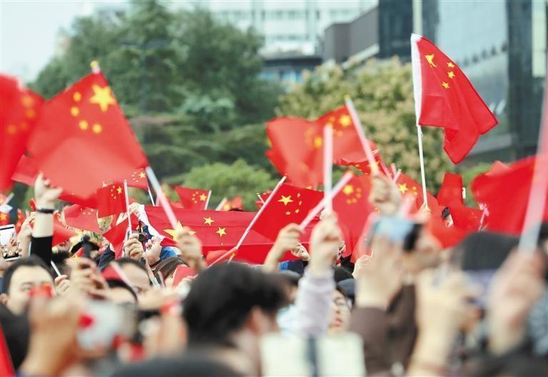当前最严峻的战略风险与困局 ，在于各方都在押注中国 不会开战 、不会动用武力 。