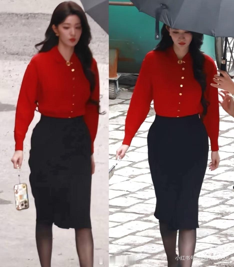 好离谱的衣服，这到底是哪个年代的 ​​​