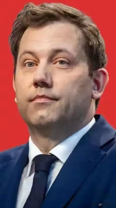 刚从中方访问回国的德国财政部长克林拜恩，在德国接受采访时警告说：我在中国已经亲眼
