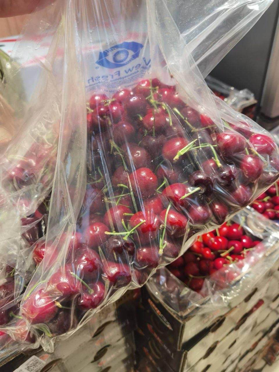 一觉醒来，发现炸了，咱老百姓也能吃上高端水果了！

以前车厘子，动不动就是¥50