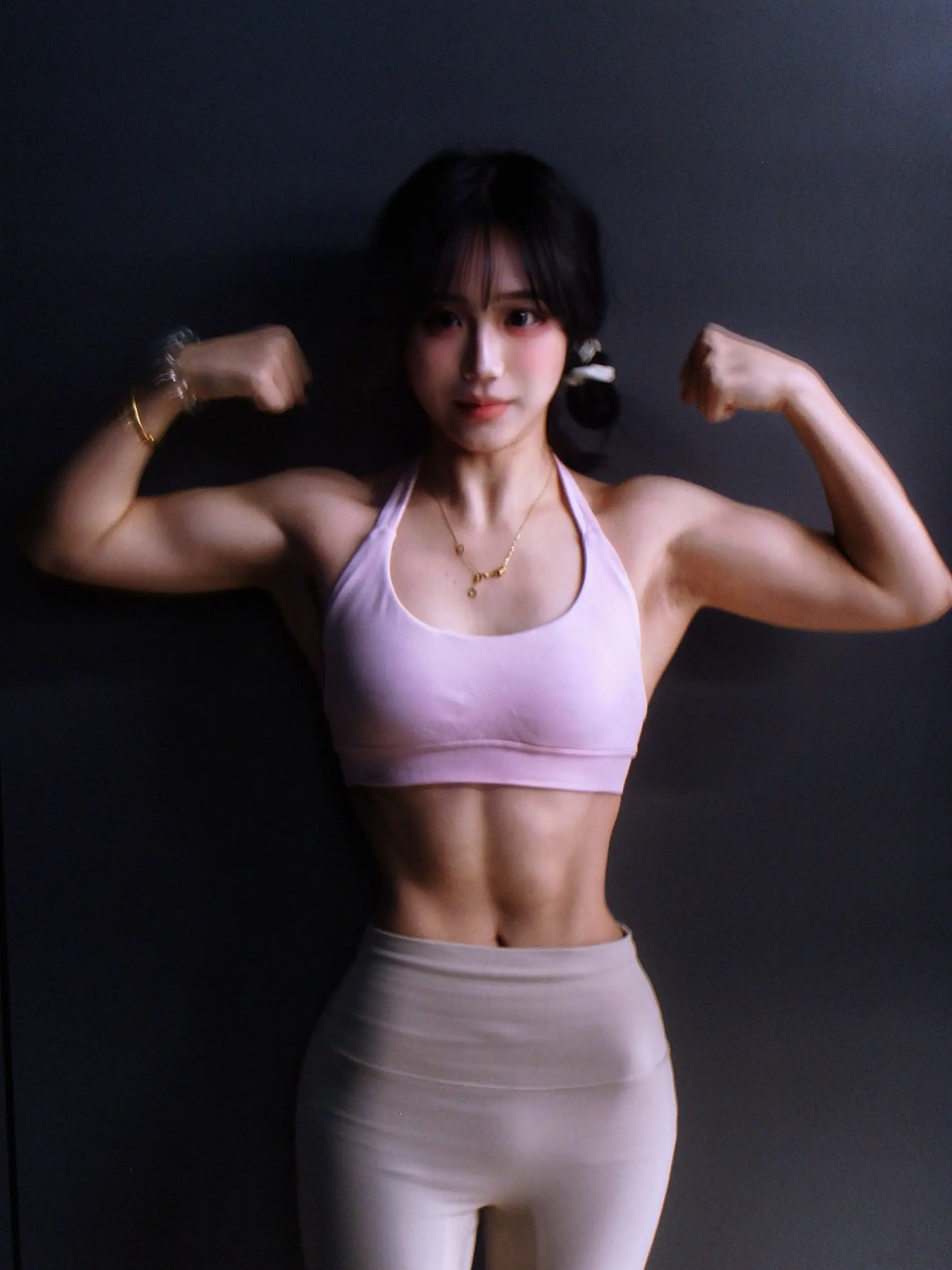 正面一般背面绝了？那你问我为什么体脂低背练的好 当然是练到位啦 我练背...