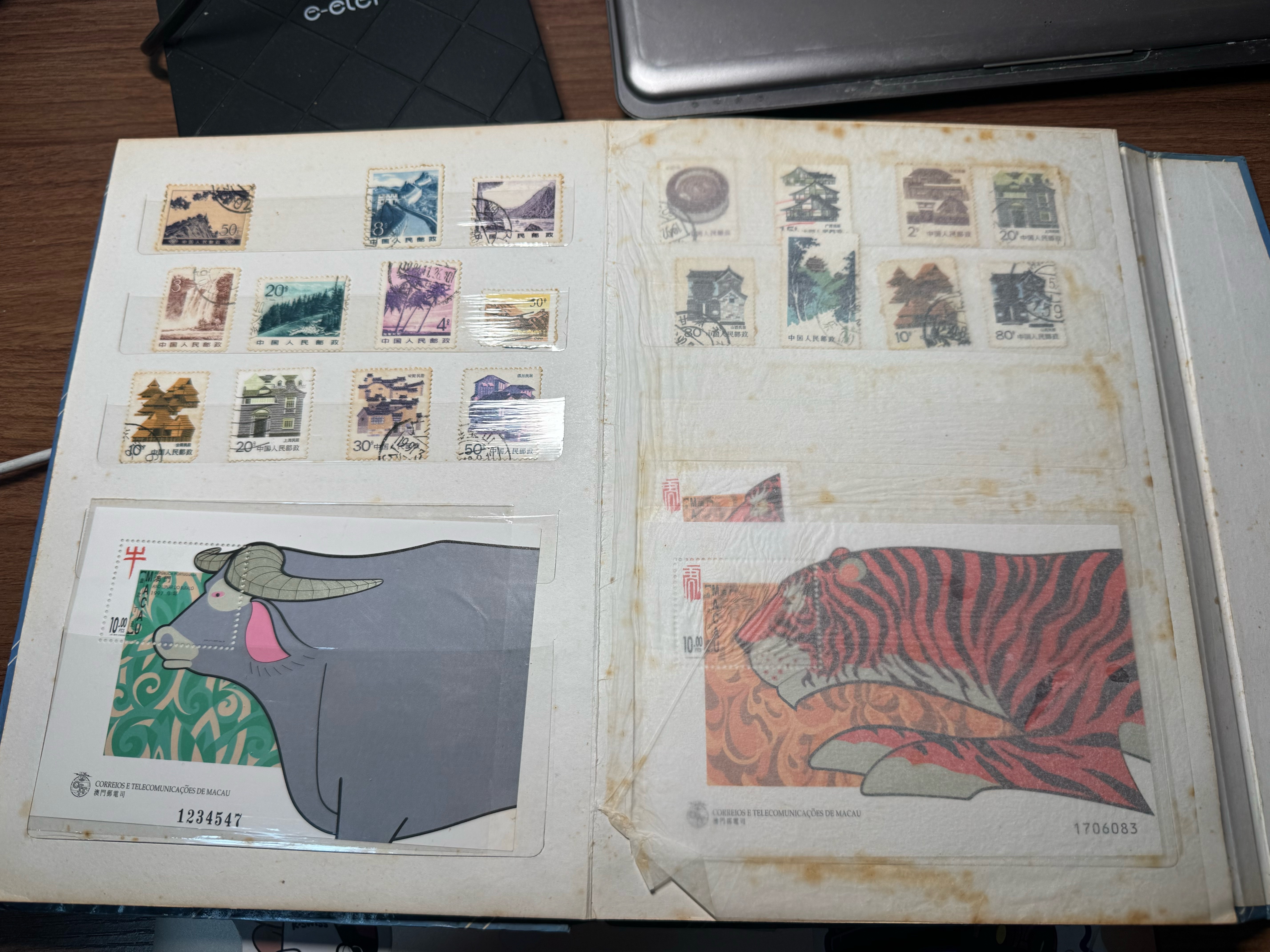 对现在的小朋友来说，集邮是不是已经是非常冷门的兴趣爱好了？ 