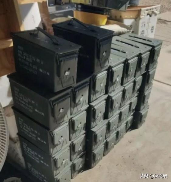 据《纽约邮报》报道，23岁的美国海军陆战队下士Andrew Paul Amari