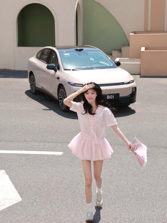 吹了吹夏日温柔的风🌬️🎀