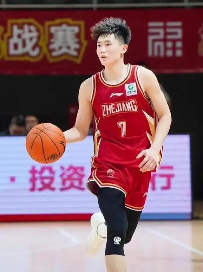 李悦洲的出现，不是偶然，是必然。
没有什么天才，天才是经过自己的努力而取得的结果