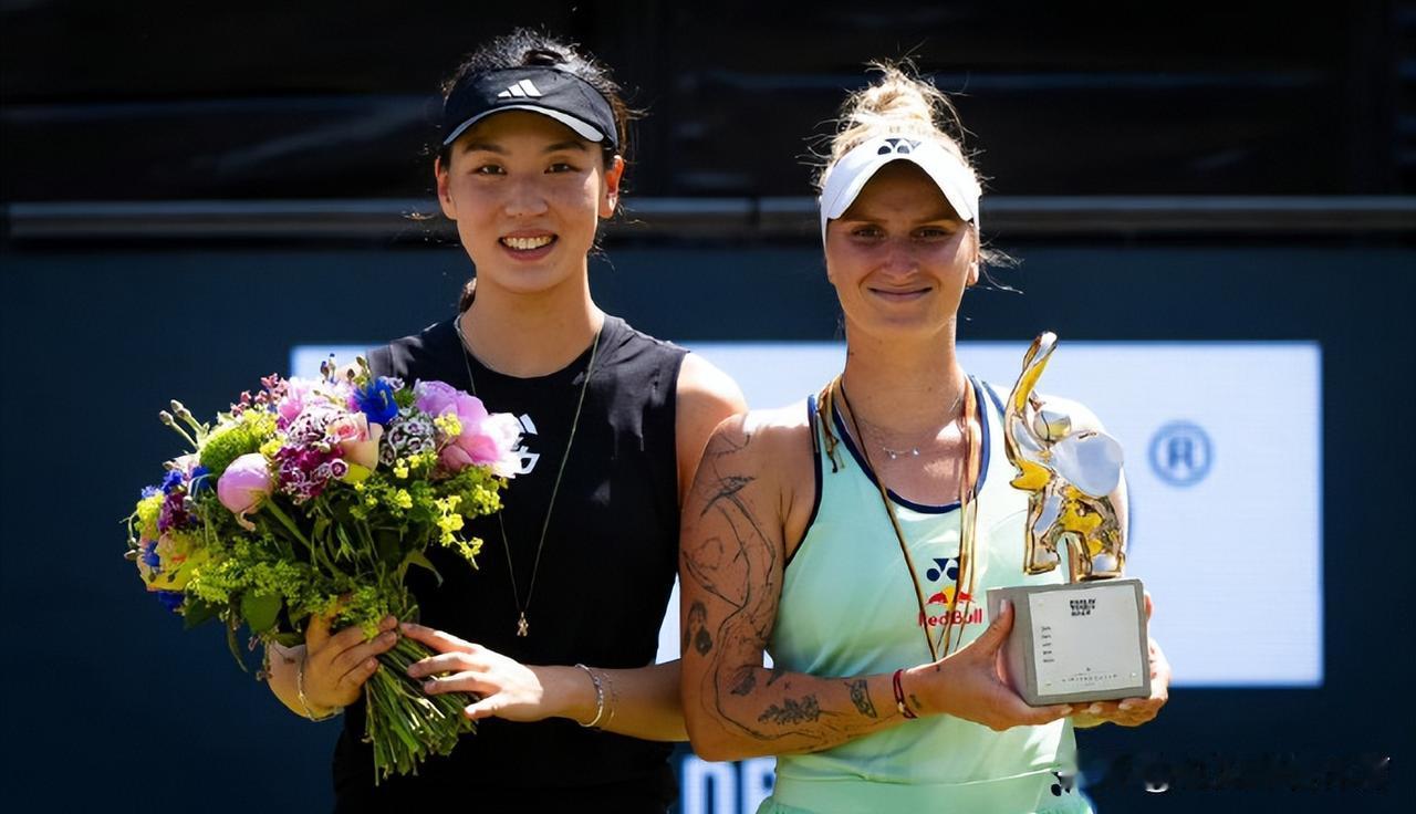 网球：王欣瑜柏林赛亚军！
北京时间6月22日WTA500柏林站决赛，王欣瑜6(1