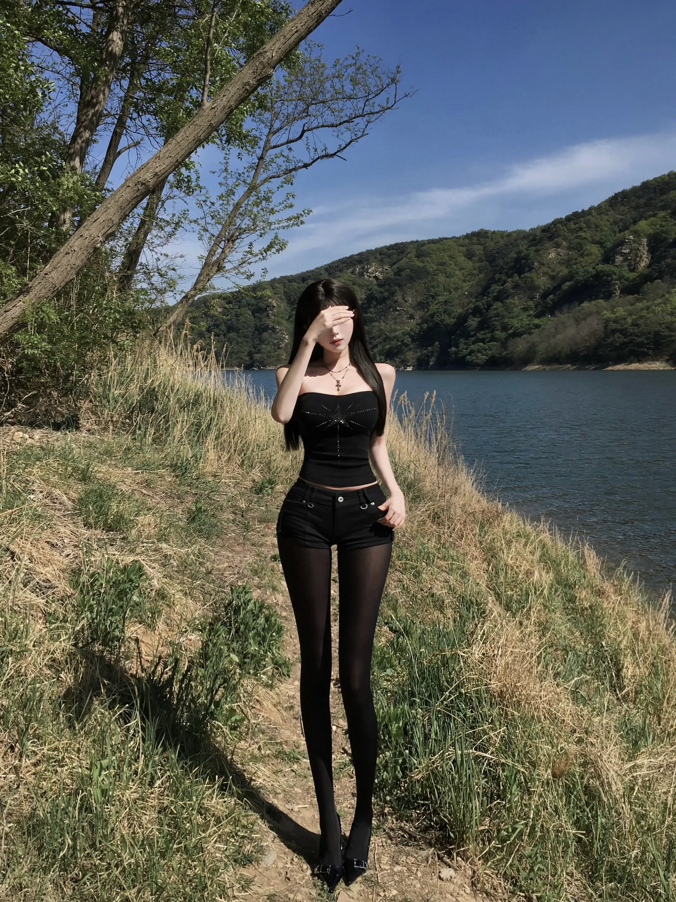 待我苦涩的眼睛里长出春天.