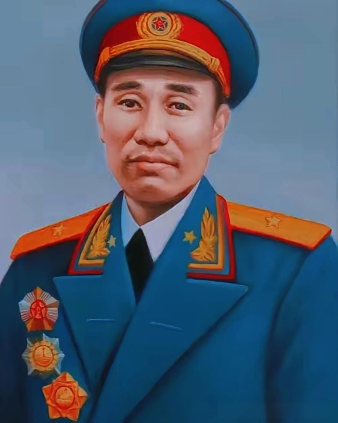 57年，41岁开国少将金绍山刚病逝，其妻立刻把6个孩子的名字更换。
 
金绍山1