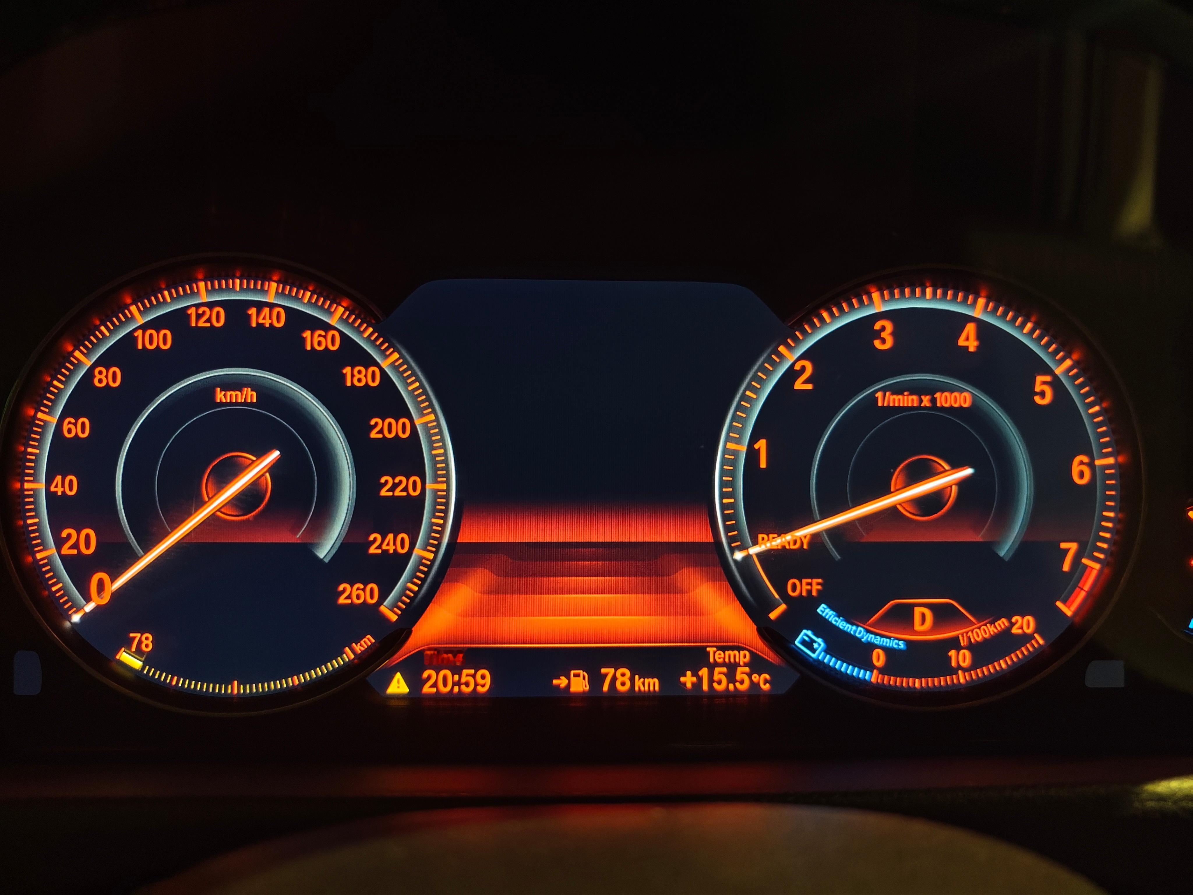 为什么燃油车里程跳灯了我都不会感到焦虑电车剩100我就要想给它充满这是啥心理