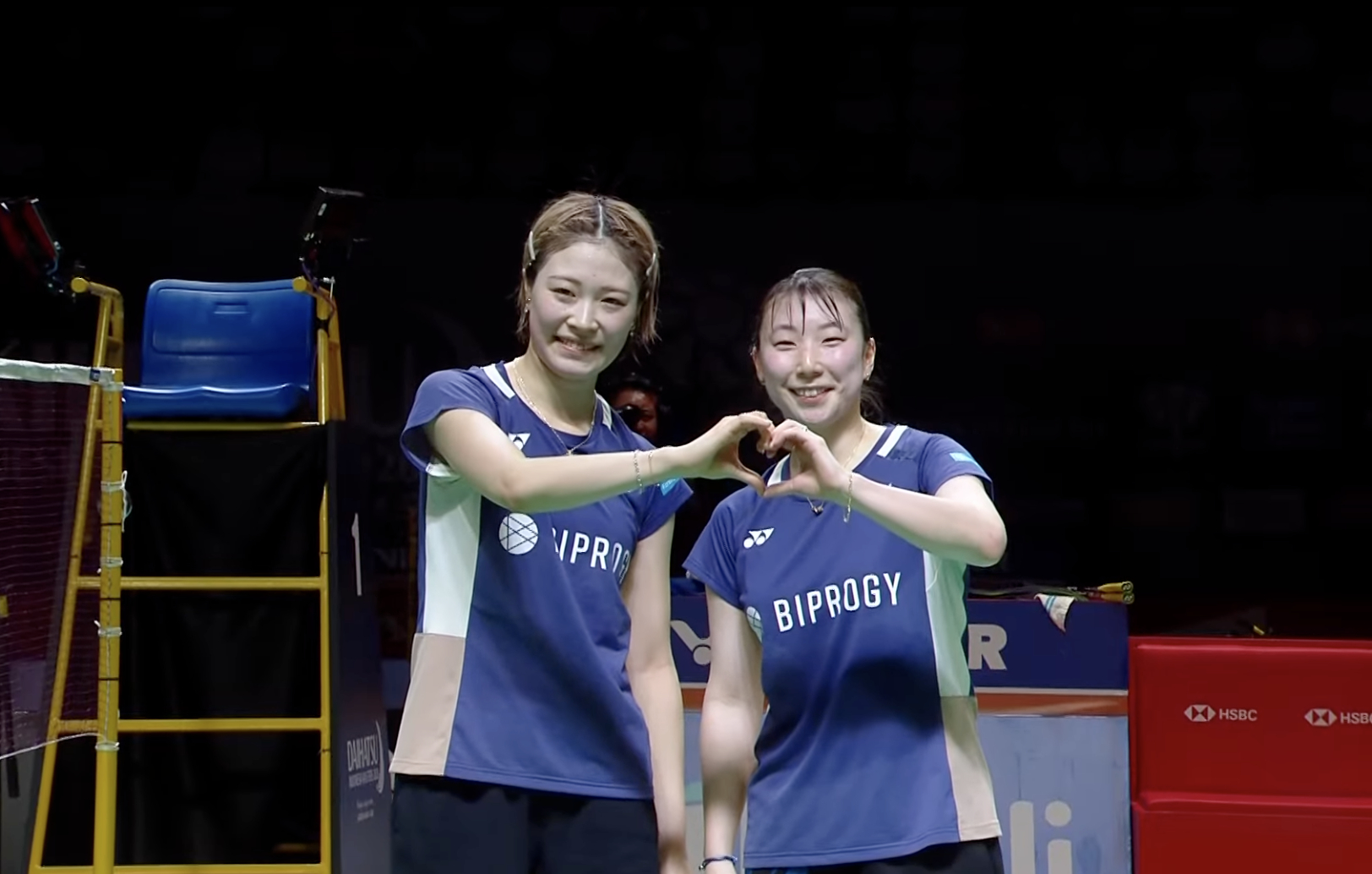 五十岚有纱/高桥美优🇯🇵 16-21、21-11、21-14 🇮🇩阿玛莉