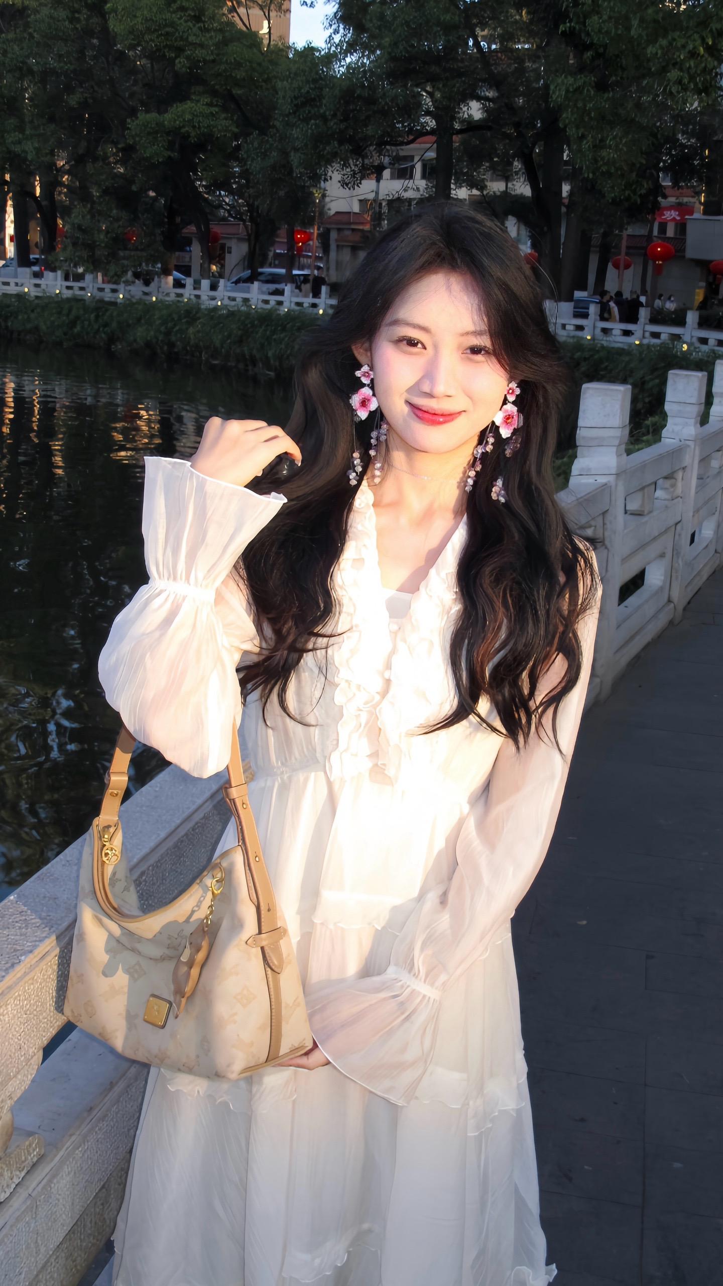 春知晓 梦不觉 恰似你我那年