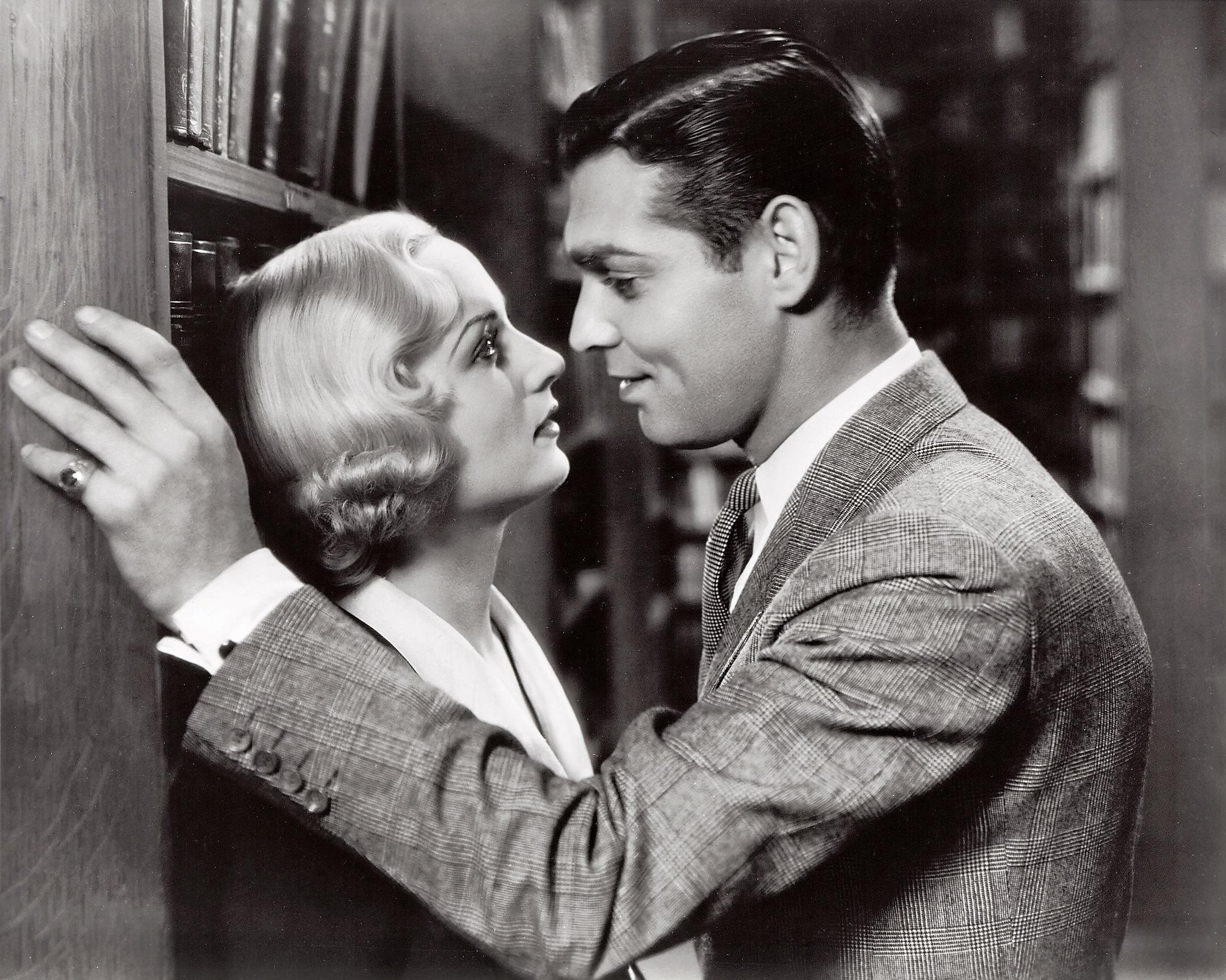 克拉克·盖博 主演电影代表作中的剧照选按影片上映时间排序，图1~9分别为：《藏娇