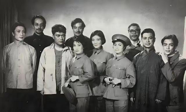 王铎：我太喜欢电影《大浪淘沙》了。里面的人物，也让我久久难忘。