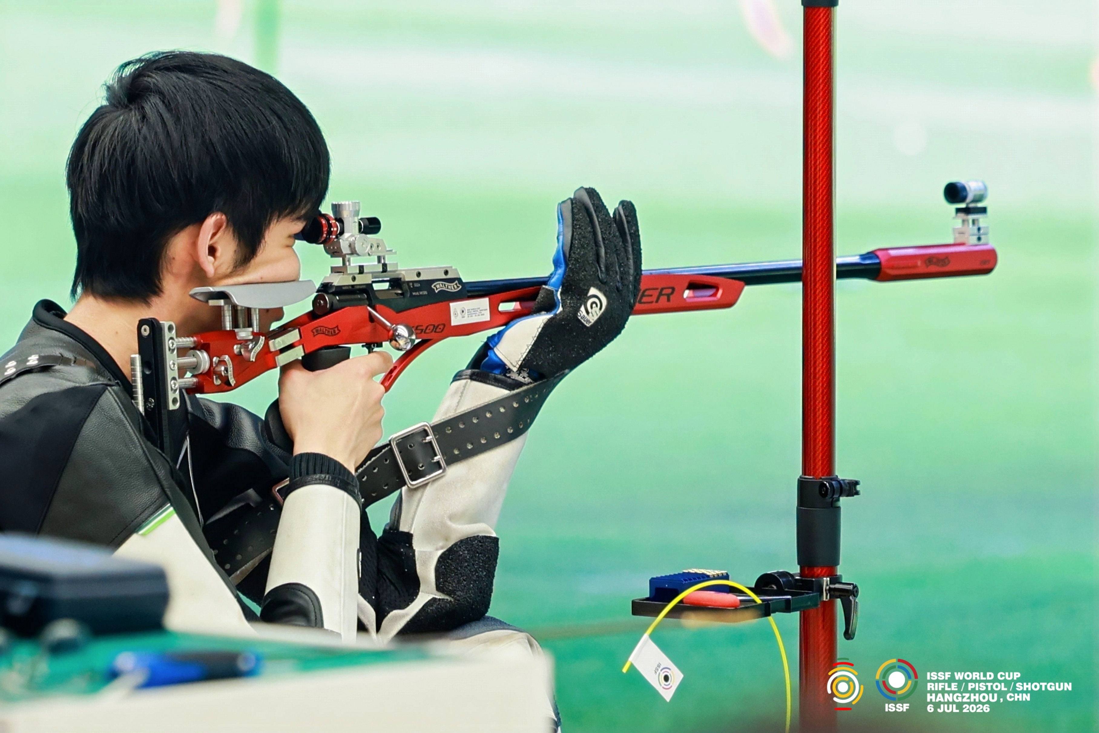 2026射击全项目世界杯中国站（杭州）男子50米步枪三姿淘汰赛官方图片盛李豪20