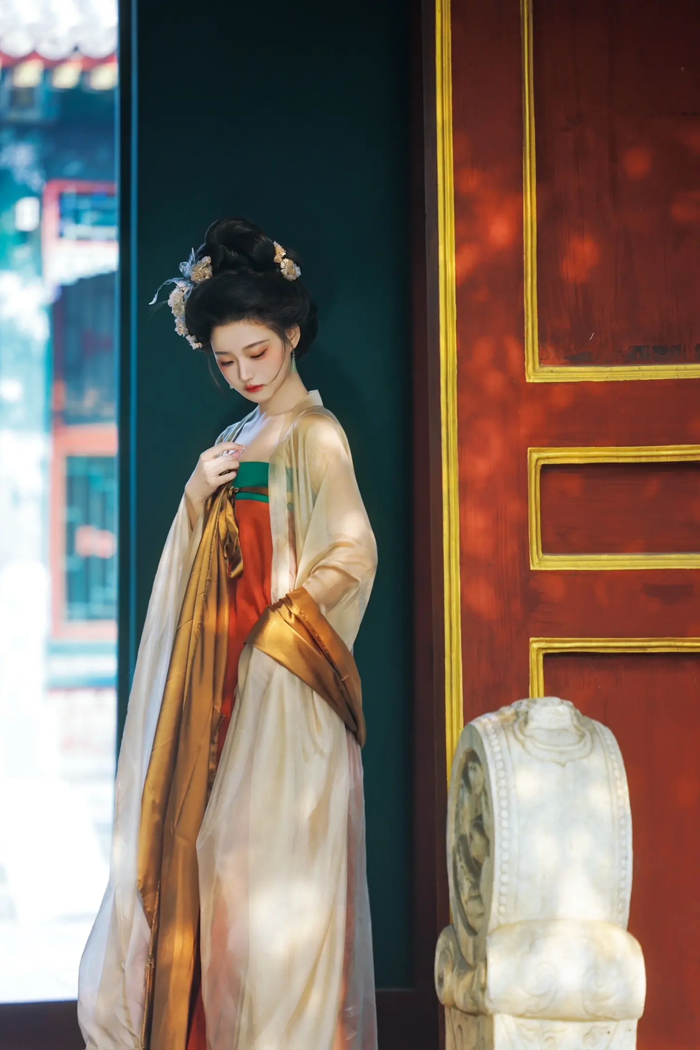 芙蓉不及美人妆。发发这组剩下的几张 摄/后：我