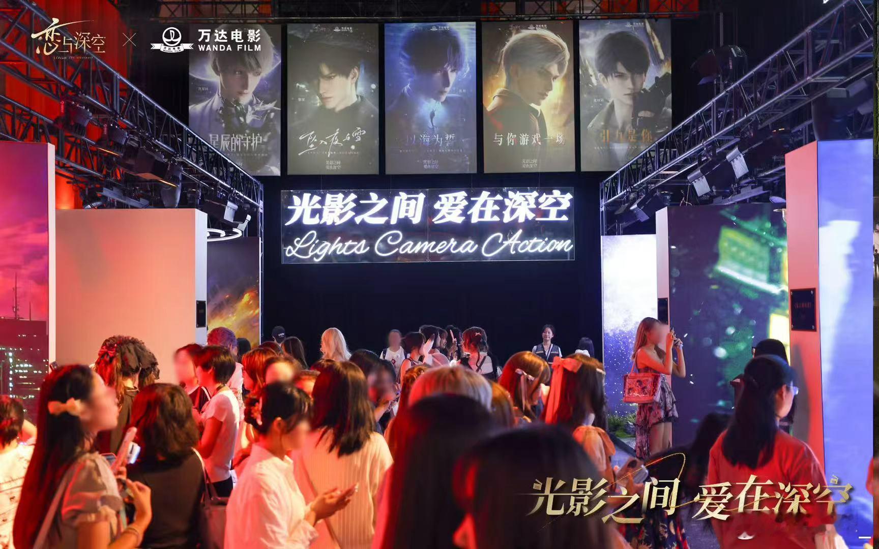 央视网文娱评影院变片场十一影院不只有电影！Z世代把影院变“片场”，打卡IP、玩互