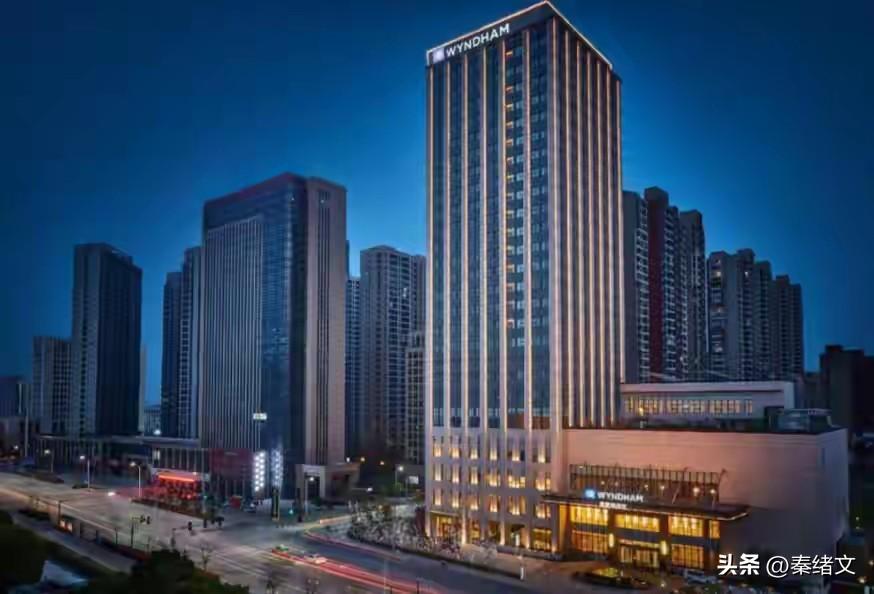 荆州人私藏的高性价比KTV 百元内唱嗨一整天
 
想唱歌又怕钱包缩水？荆州这几家