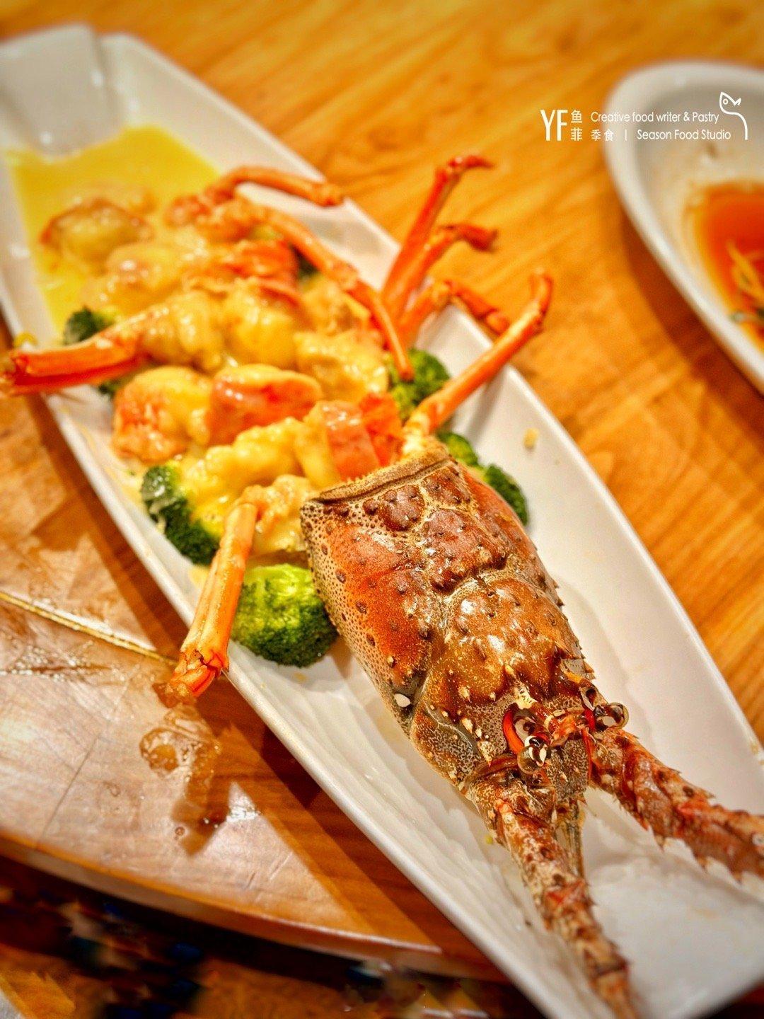 我一直说，家人在哪，家就在哪❤每年团圆饭整整齐齐的一家人，吃什么都开心，大家觉得