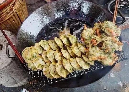 全头条估计也没几个人知道这是什么小吃，超级美味！保证吃过的人都说好吃！#家乡小吃