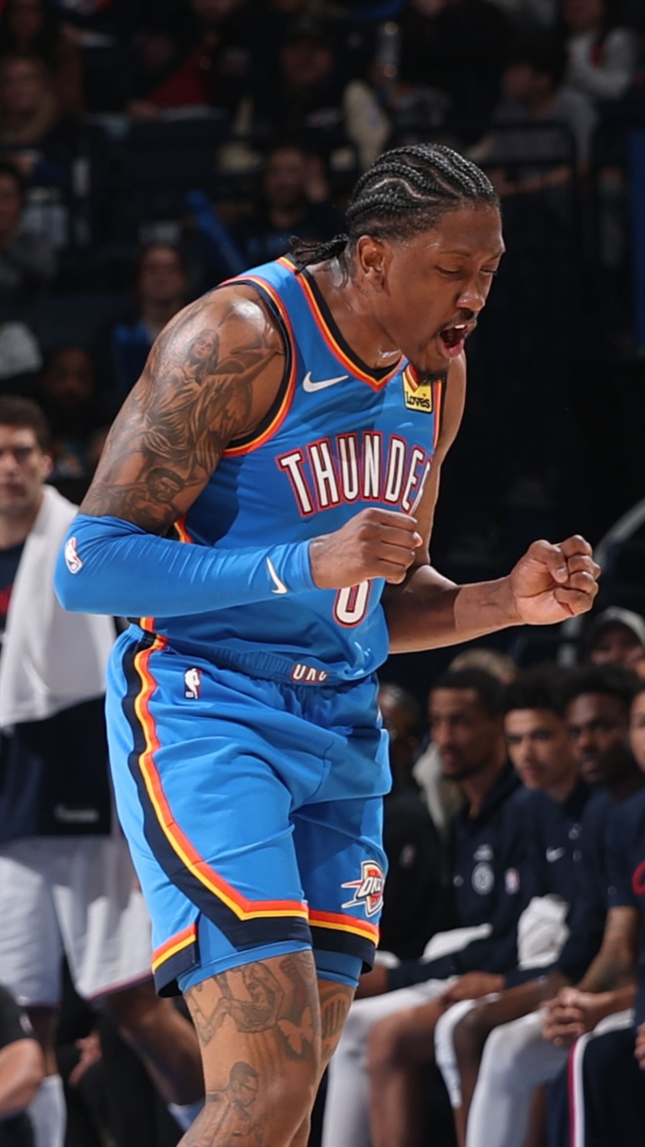 杰伦威廉姆斯大小号各晒照一张雷霆战胜雄鹿雷霆vs雄鹿雷霆