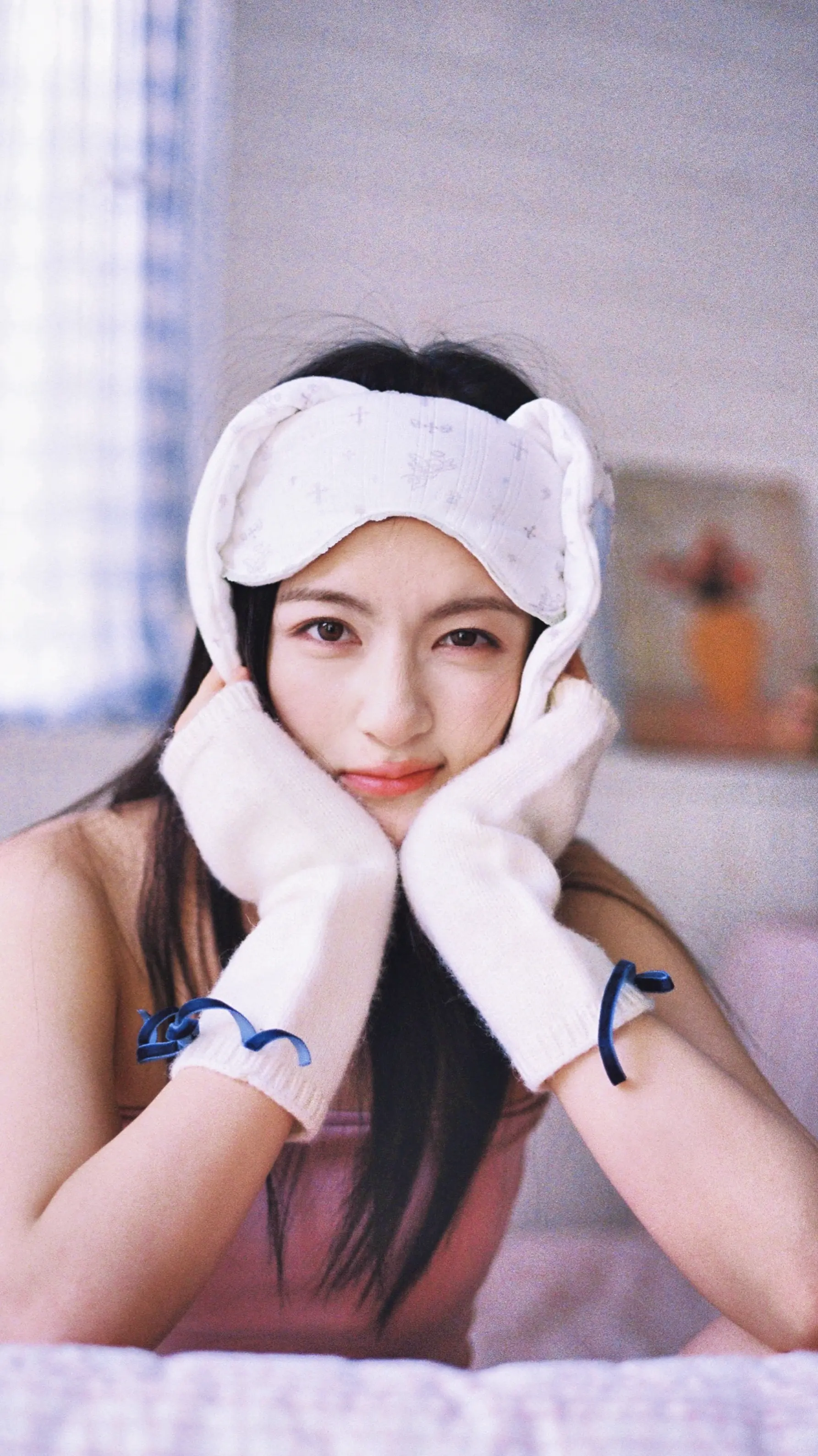 饱饱好美萌😍，草莓小蛋糕🍰