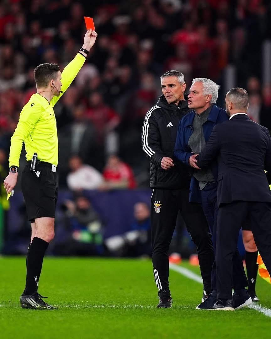 摩連奴今日凌晨收咗丙午馬年嘅第一封「利事🧧」 