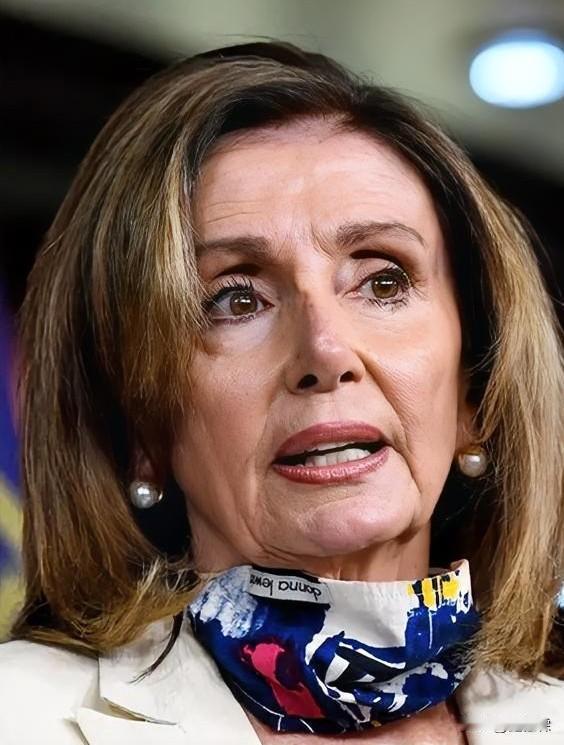 近日美国那个串台的老太，宣布退役了，不再参加美国2026年的众议院选举了，美国总