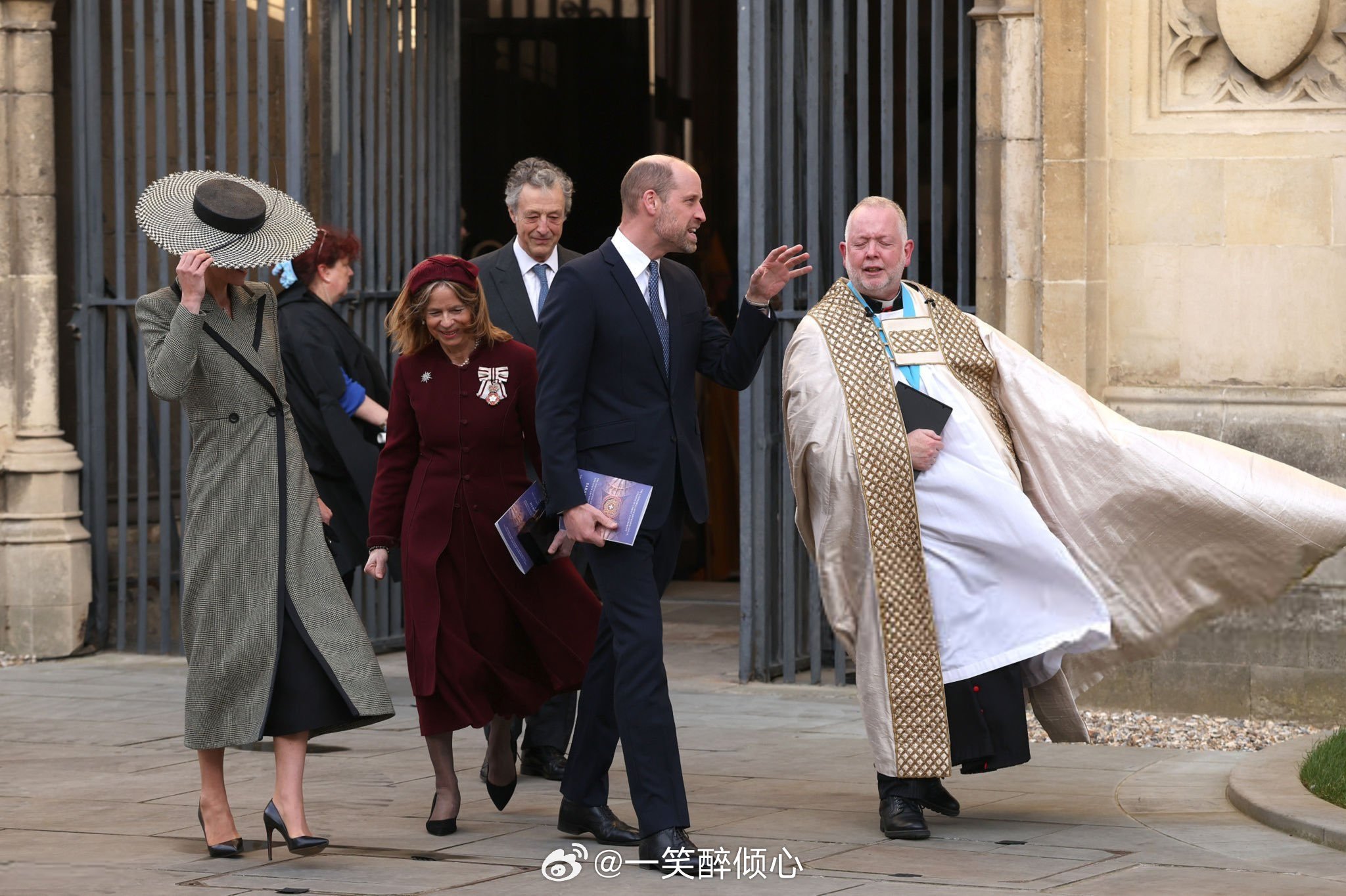 凯特王妃  2026年3月25日，威尔士亲王夫妇首次代表查尔斯三世（英格兰教会最