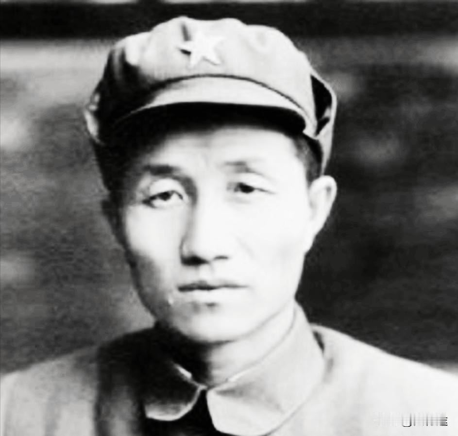 程子华给四野贡献20万大军，打仗排第一，为啥却没得军衔？



1948年的塔山