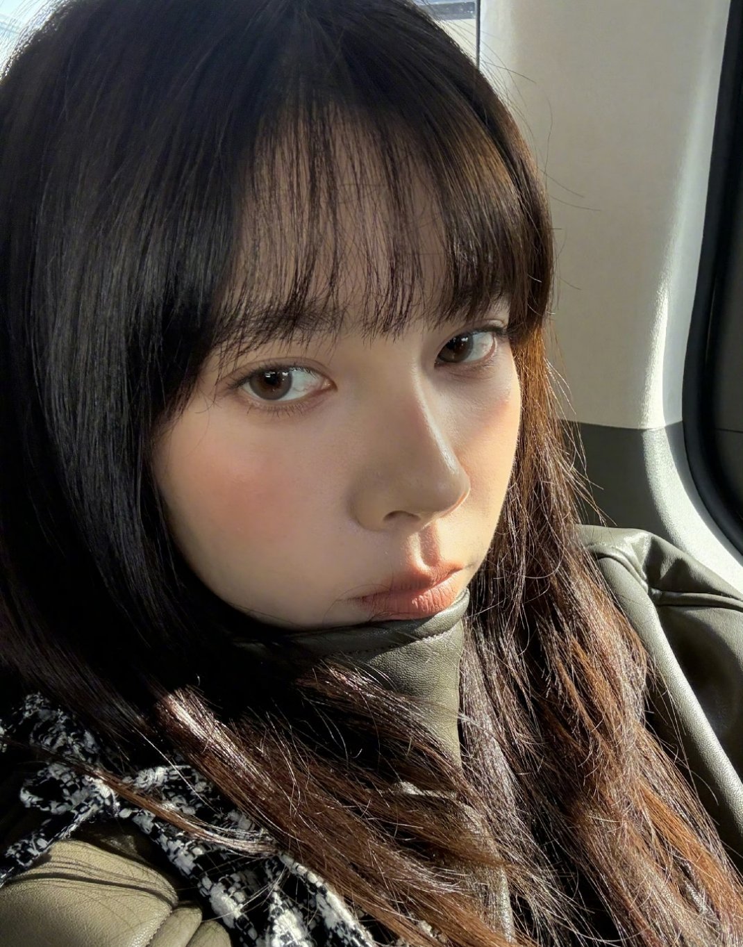 期待宝宝的新歌！！宋妍霏刘海宝真的很好看啊