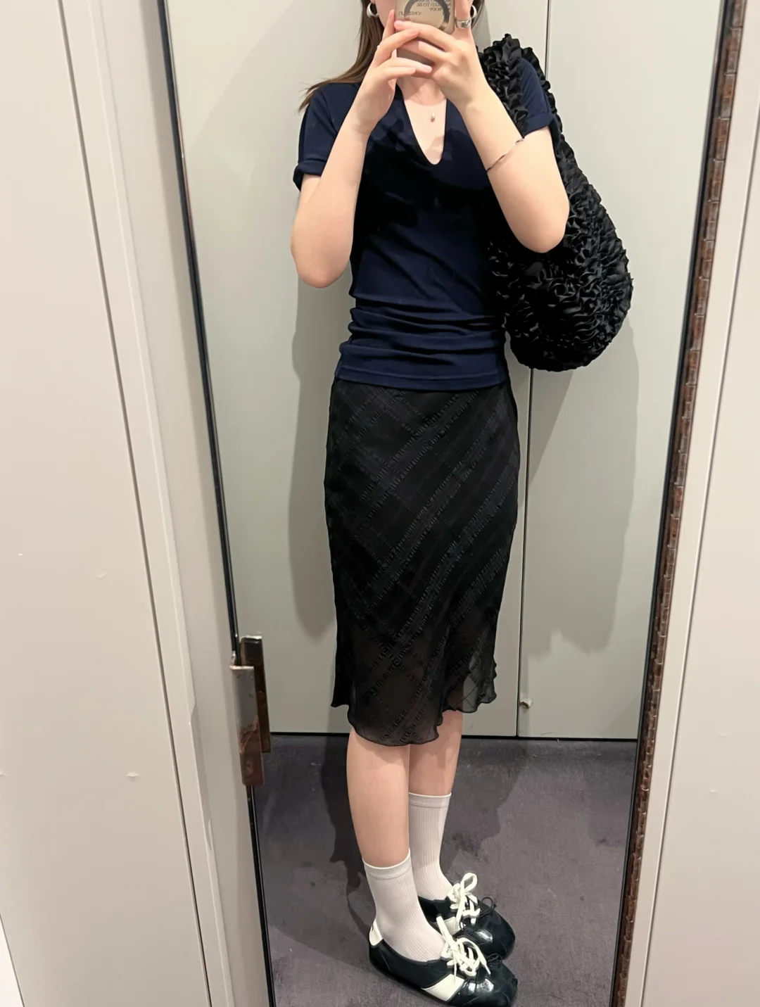 COS试衣间｜越简单越好看！