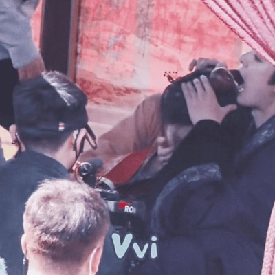 谁的婶胶胶谁的小猴爷 